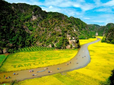 Ninh Binh Day Trip: Hoa Lu – Tam Coc – Mua Cave | Full-Day Vietnam Day Trip from Hanoi